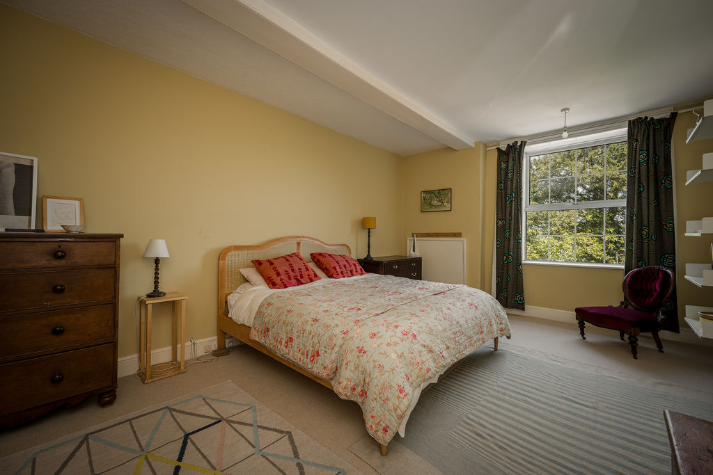 Bedroom- click for photo gallery